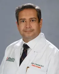 Zubin Jal Panthaki, MD, plastic surgeon in Miami